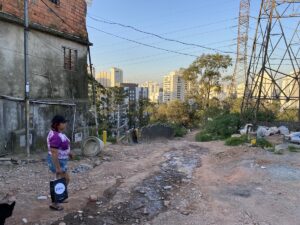 Obras do programa Novo Rio Pinheiros criam esgoto a céu aberto no Campo Limpo